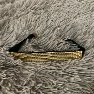 NWT choker
